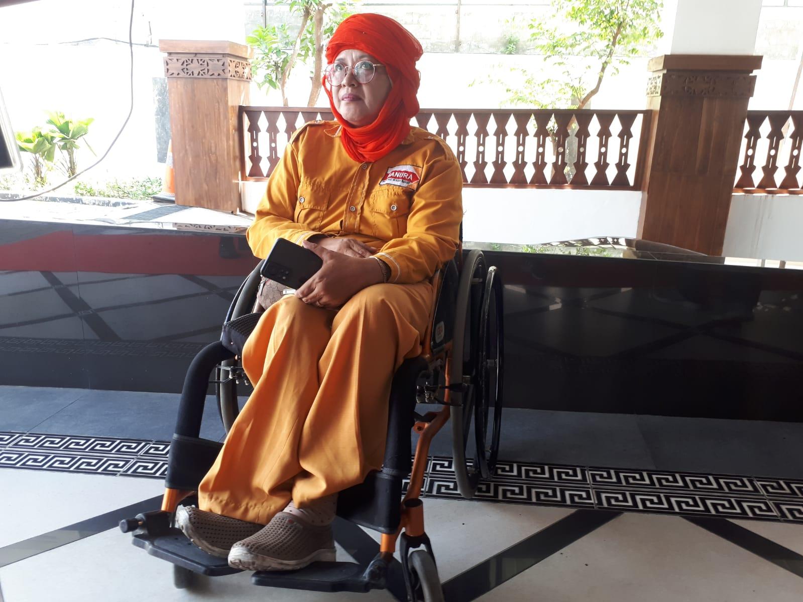 Osmiyati-caleg-disabilitas-Partai-Hanura-hendak-mendaftar-ke-KPU-DKI-Jakarta-Rabu-1052023.jpg