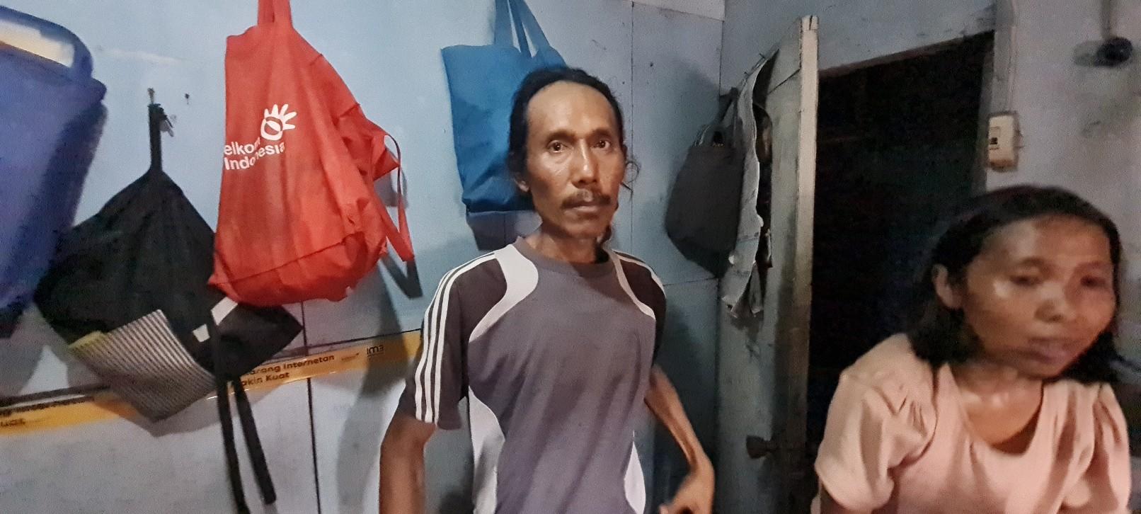 Pasangan-suami-istri-Suheri-dan-Susana-hidup-miskin-di-Tomang-3.jpg