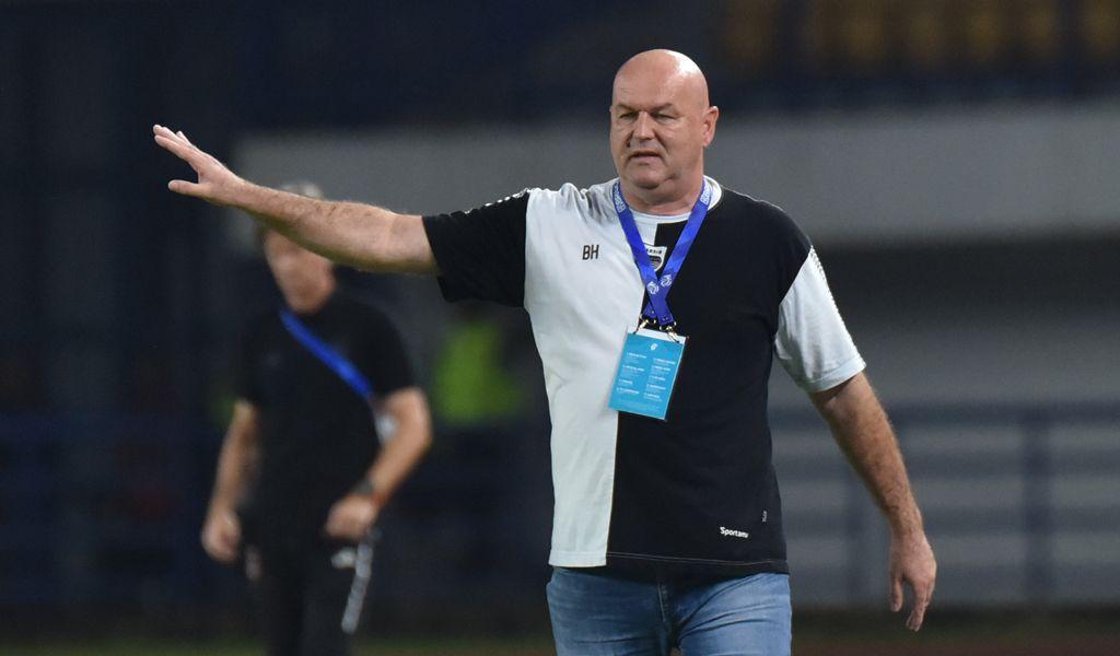 Pelath-Persib-Bandung-Bojan-Hodak-1.jpg