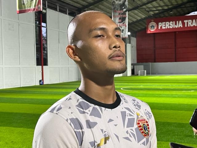 jakarta/Pemain-terbaru-Persija-di-lini-pertahanan-Dandi-Maulana-di-Depok-Rabu-412023.jpg