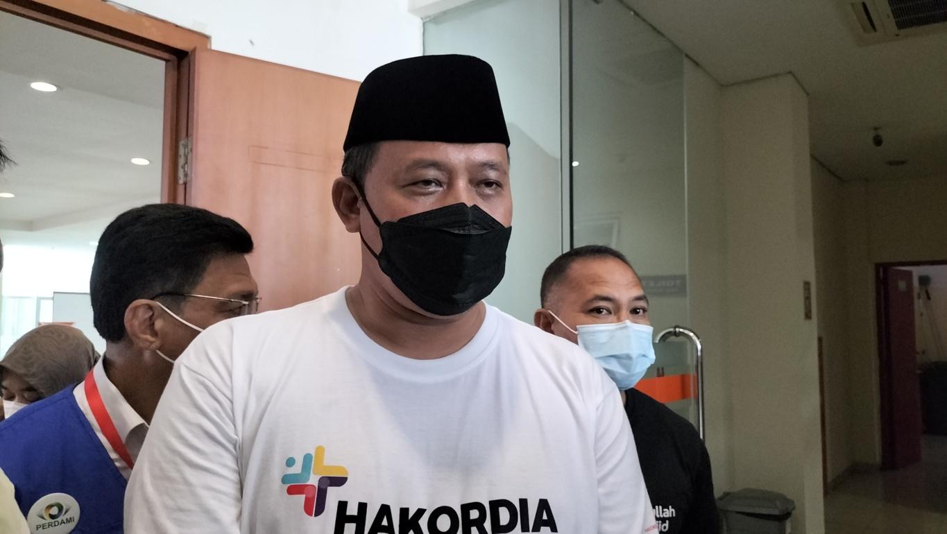 Plt-Wali-Kota-Bekasi-Tri-Adhianto.jpg