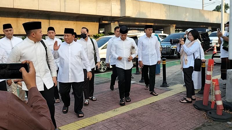 Prabowo-Subianto-Masjid-Agung-Al-Azhar-Kebayoran-Baru-Jakarta-Selatan-Sabtu-2242023.jpg