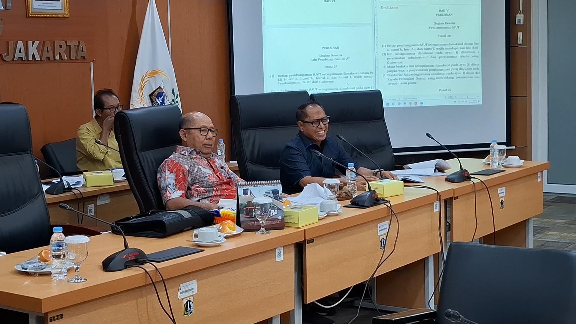 Lewat Perda Jaringan Utilitas, DPRD DKI Berharap Tidak Ada Lagi Kabel Semrawut di Jakarta 