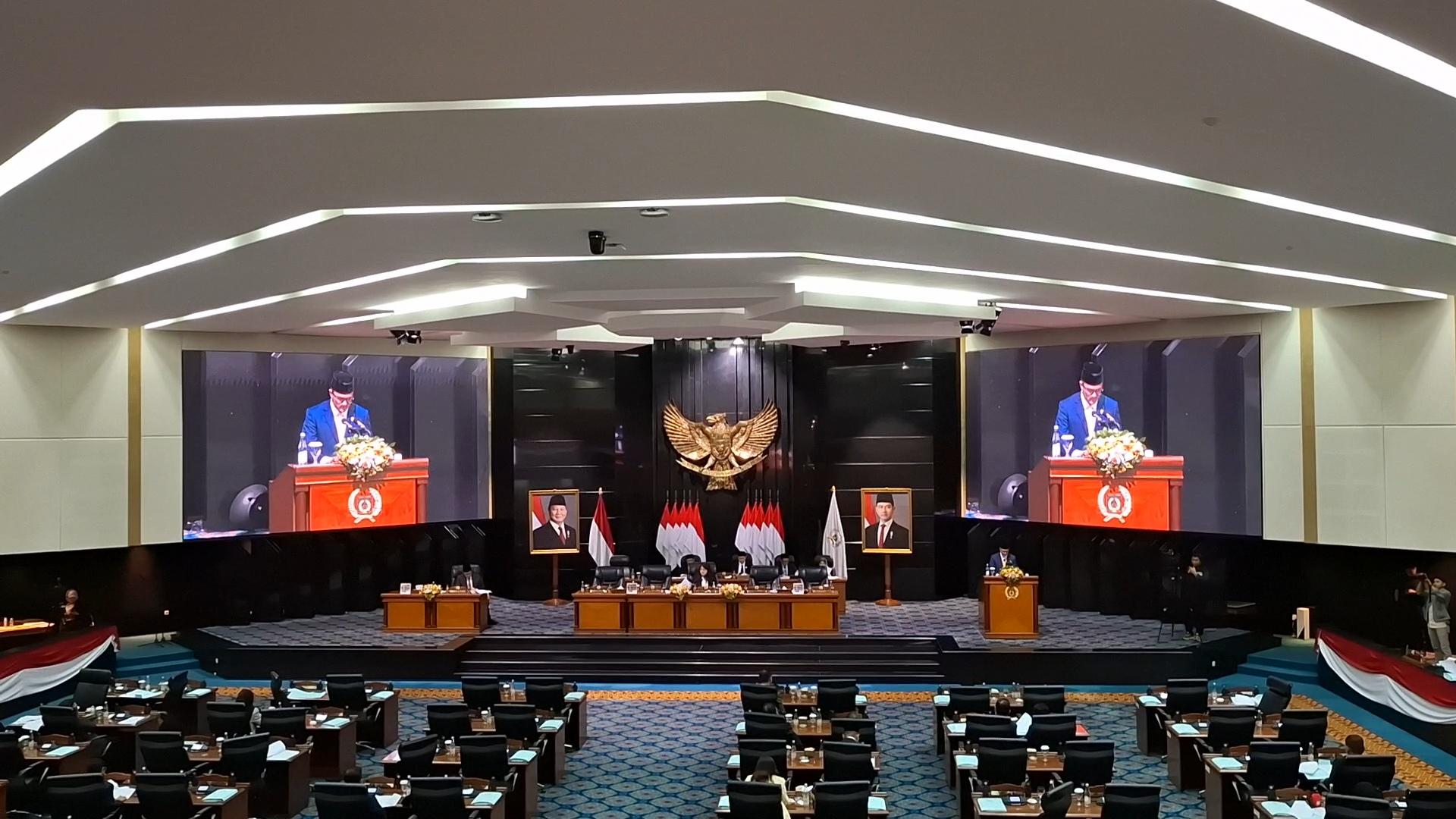 Rapat-Paripurna-DPRD-DKI-Jakarta-terkait-pemandangan-umum-fraksi-fraks.jpg