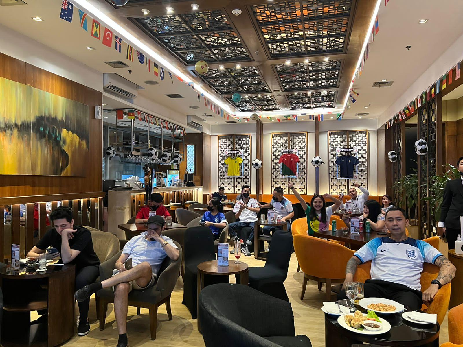 Ruby-Lounge-di-él-Hotel-Royale-Jakarta-Kelapa-Gading-Jakarta-Utara.jpg