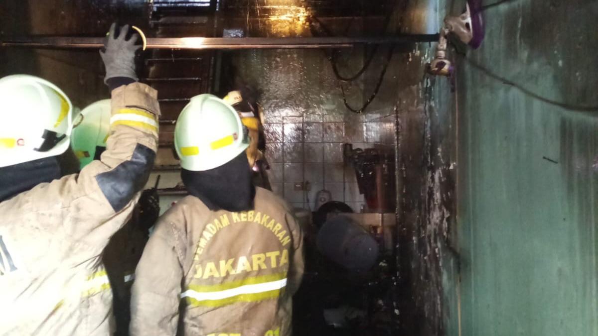 Kebakaran di Sunter Agung: Kontrakan Terbakar Akibat Korsleting Listrik, Kerugian Puluhan Juta - Tribunjakarta.com