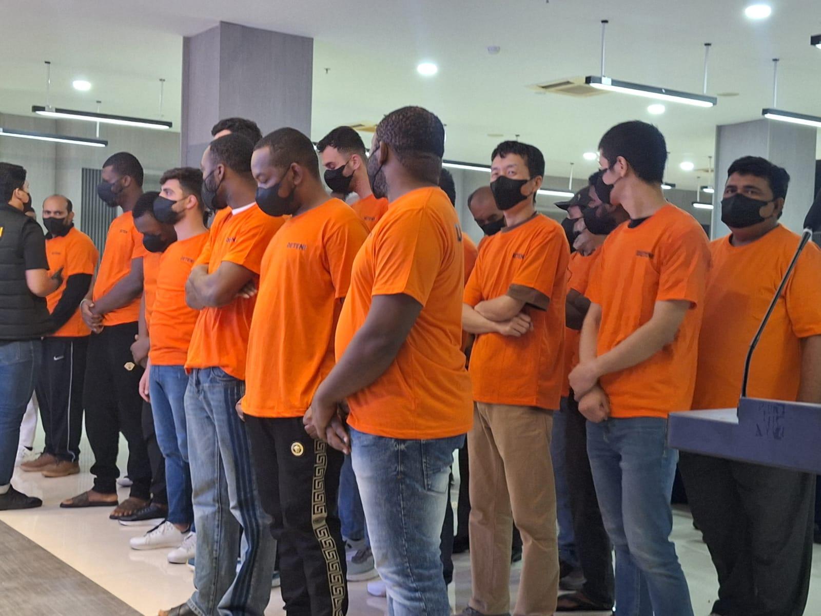 Palsukan Keterangan Izin Tinggal Hingga Overstay, 27 WNA Diciduk Kantor Imigrasi Bekasi