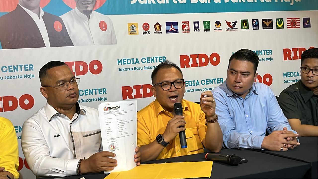 Sekretaris-Tim-Pemenangan-Ridwan-Kamil-Suswono-RIDO-Basri-Baco-tengah.jpg