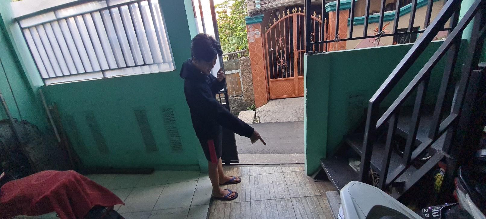 Wajah Janggal Ibu Pelaku Pembacokan di Indekos Cengkareng saat Rumahnya Digeruduk: Ada yang Aneh