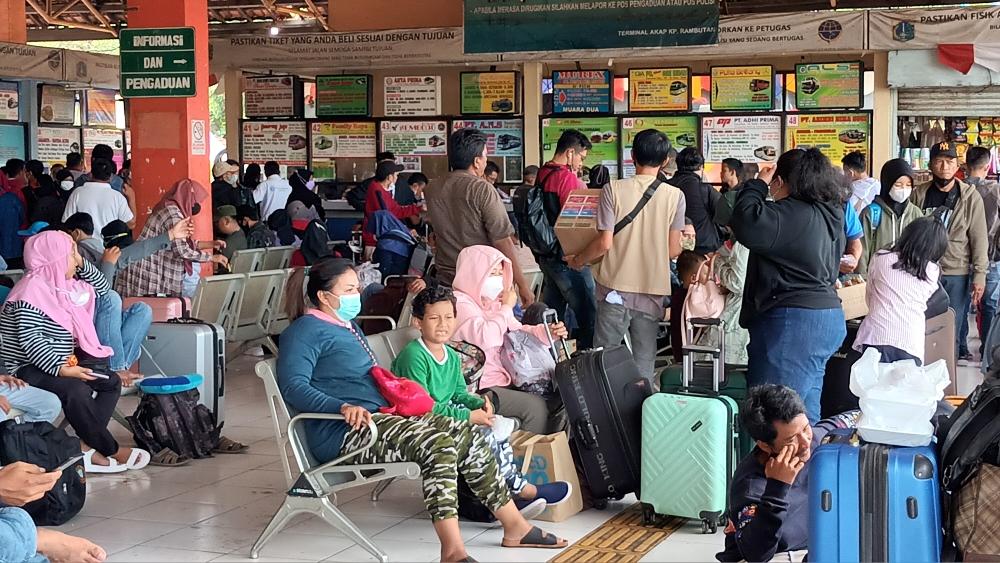 Pemudik di Terminal Kampung Rambutan Tahun 2022 Masih Tak Sebanyak Sebelum Pandemi, Selisih 60 %