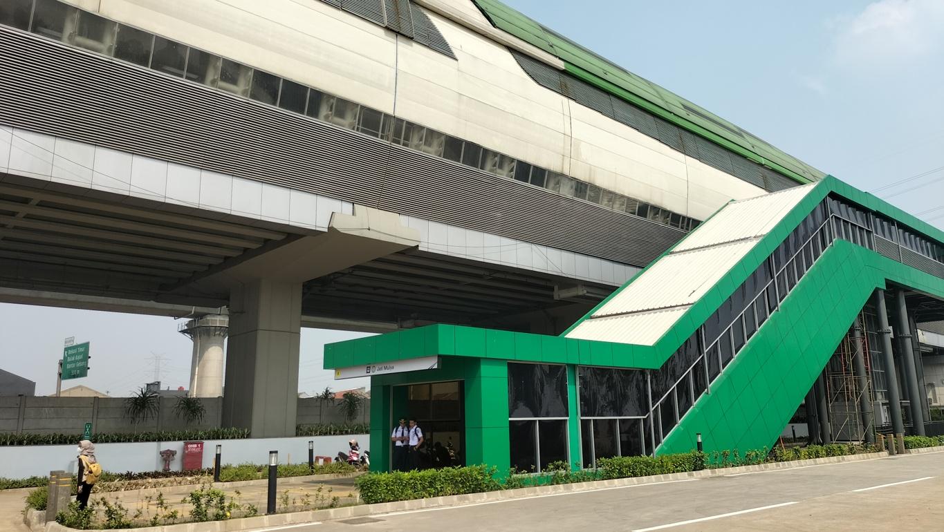 Suasana-Stasiun-LRT-Jatimulya-Tambun-Selatan-Kabupaten-Bekasi-saat-uji-coba-LRT-Jabodebek.jpg