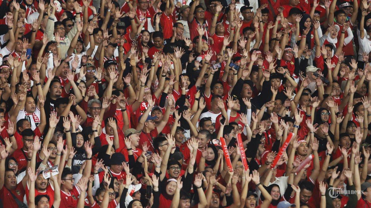 Suporter-Timnas-Indonesia-1.jpg