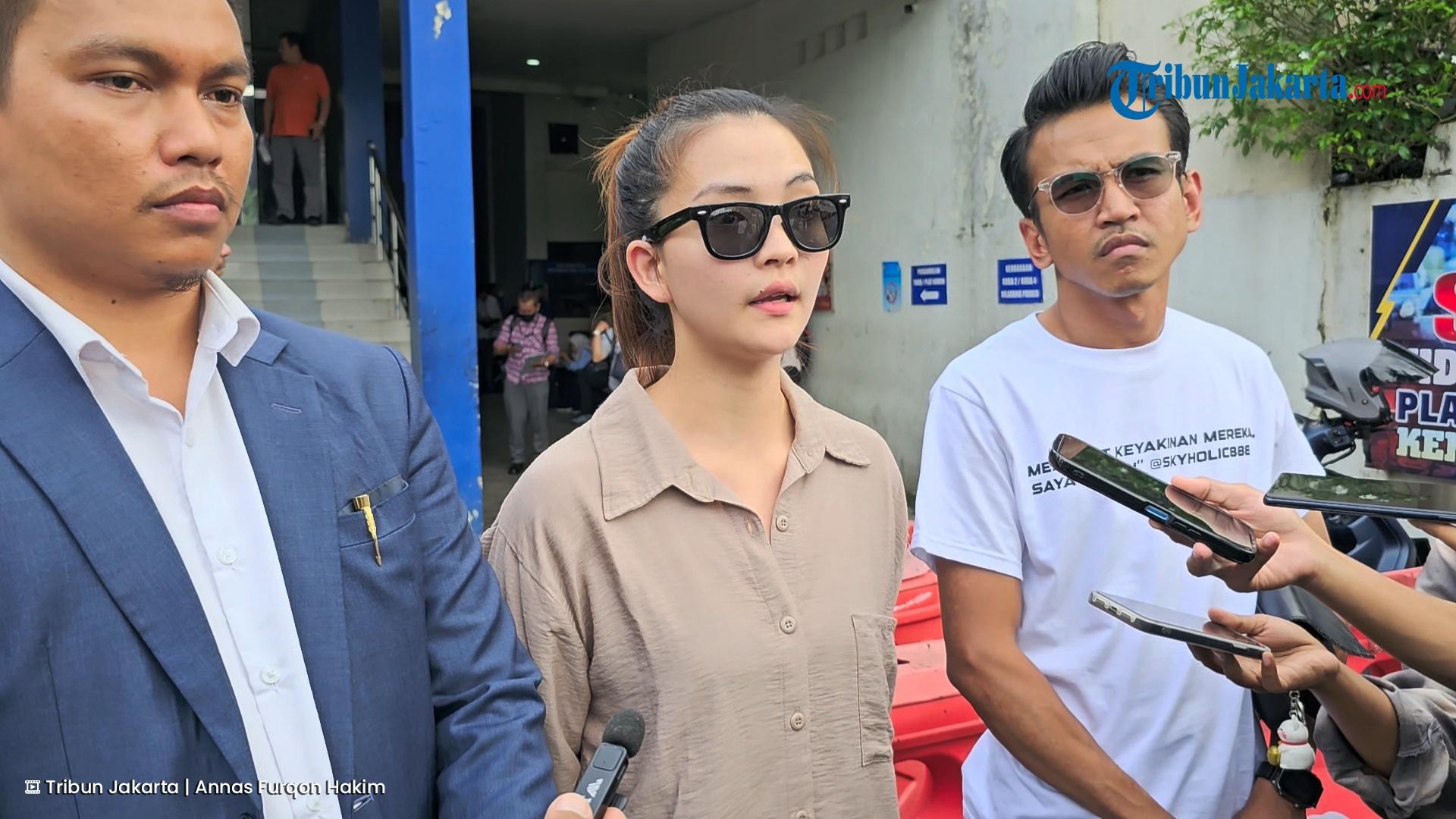 TIMOTHY-DILAPORKAN-Agnes-Stefani-25-saat-diwawancarai-soal-laporannya-terhadap.jpg