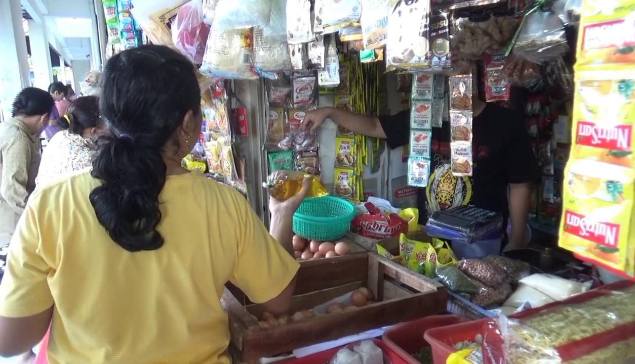 Tidak Pernah Merasa Dapat, Pedagang Tanggapi Sinis Pencabutan Subsidi Minyak Goreng Curah