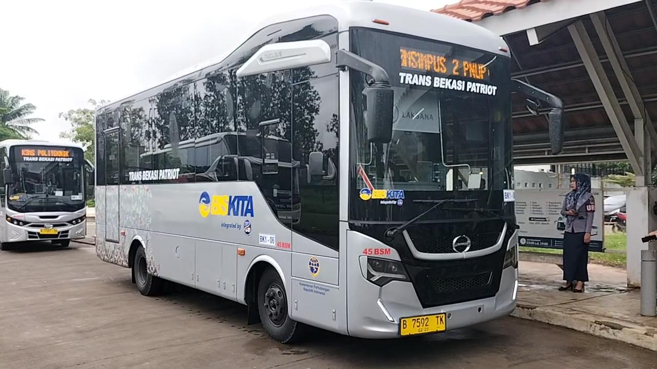 30 yoshdan oshgan qizlarning yalangoch suratlari Sperma porno va erotik