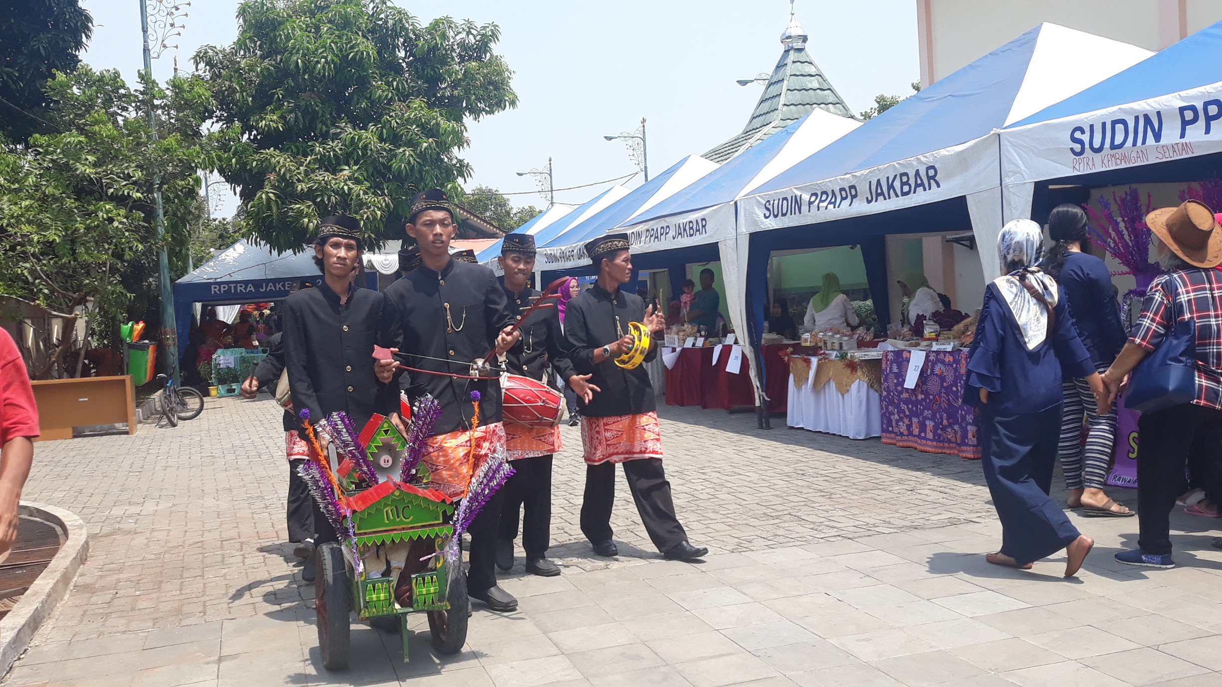 Jaring Bakat Seniman Baru, Pemkot Jakbar Gelar Pergelaran Evaluasi Hasil Pelatihan Pelaku Seni