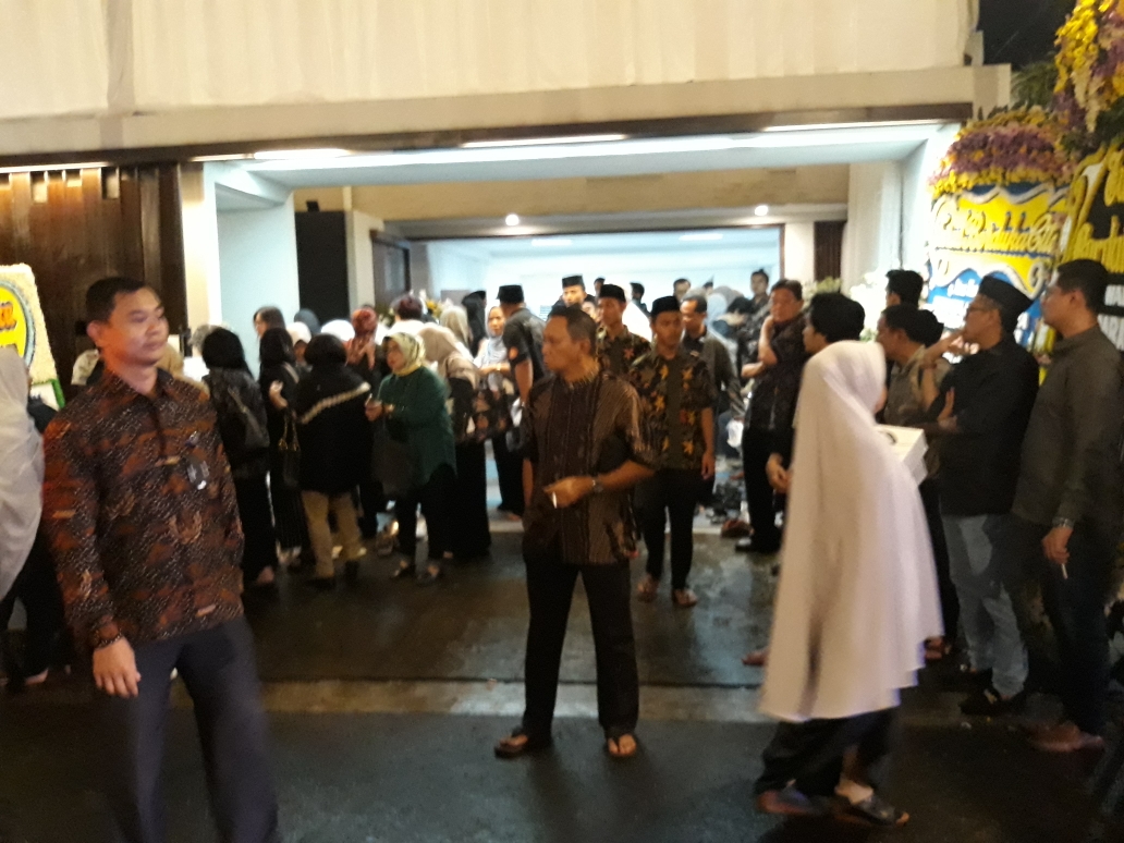 Tiba di Rumah Duka, Jenazah Adara Taista Langsung Disalatkan