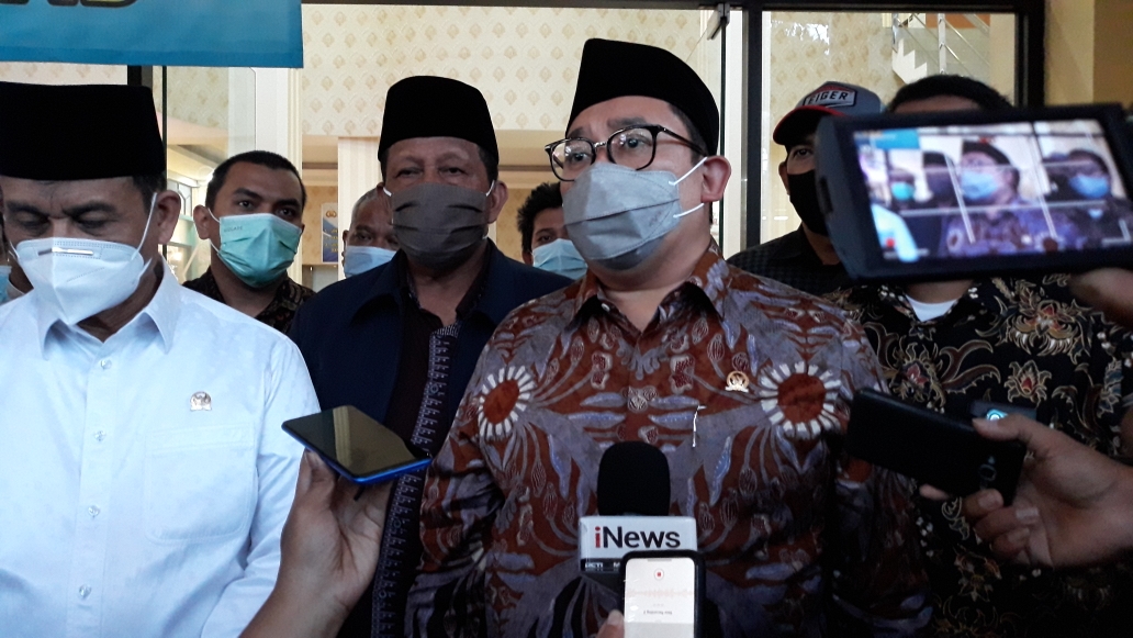 anggota-dpr-ri-fadli-zon-di-rs-polri.jpg