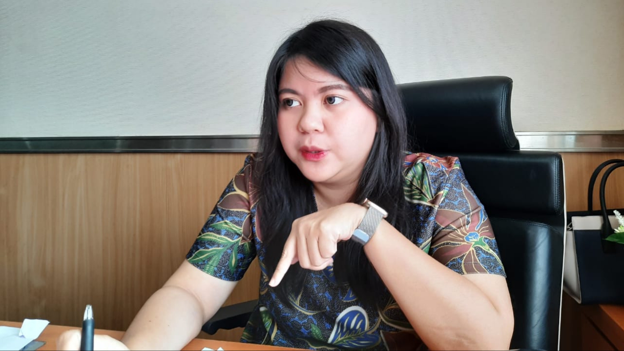 anggota-fraksi-pdip-dprd-dki-ima-mahdiah-kamis-7112019.jpg