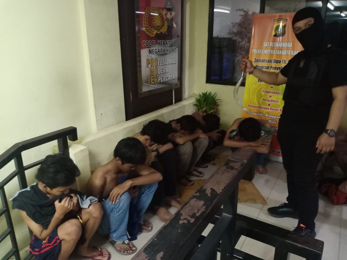 anggota-gangster-yang-kerap-tawuran-di-joglo.jpg