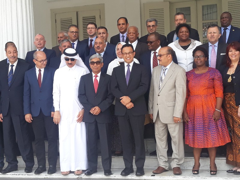 Terima Dubes 40 Negara, Anies Baswedan Dicurhati Pelayanan Transjakarta