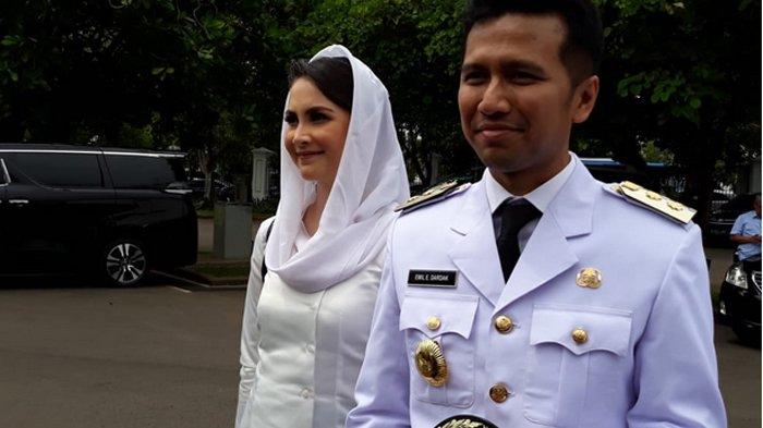 arumi-bachsin-di-istana-negara-bareng-emil-dardak.jpg