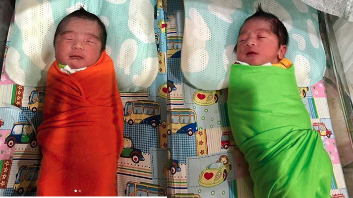 bayi-kembar-ustaz-solmed-dan-april-yasmine_20180504_210647.jpg