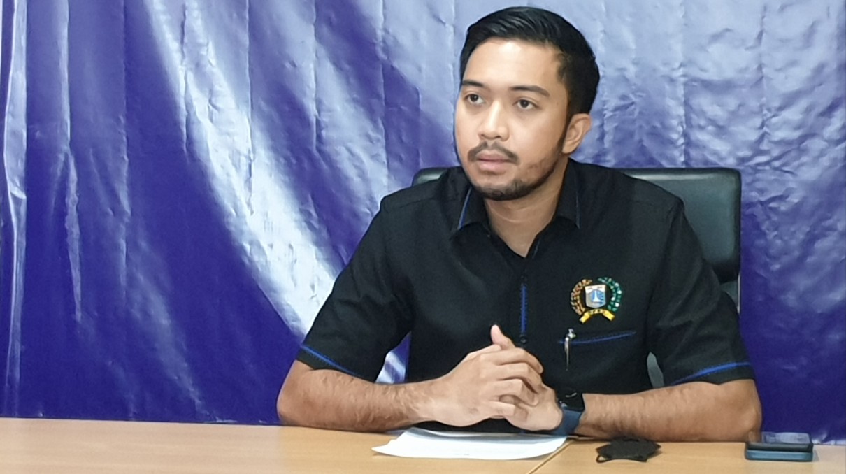 bendahara-fraksi-pan-dprd-dki-farazandi-fidinansyah-saat-ditemui-di-gedung-dprd-dki.jpg