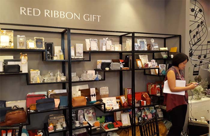 booth-redribbon-gift_20180714_171037.jpg