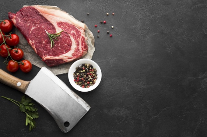 Masih Punya Stok Daging Kurban? Simak Cara Menyimpannya di Kulkas Agar Segar Lebih Lama