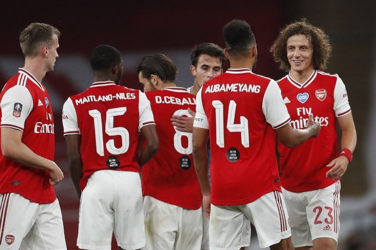 david-luiz-dan-para-pemain-arsenal-merayakan-gol-pierre-emerick-aubameyang.jpg
