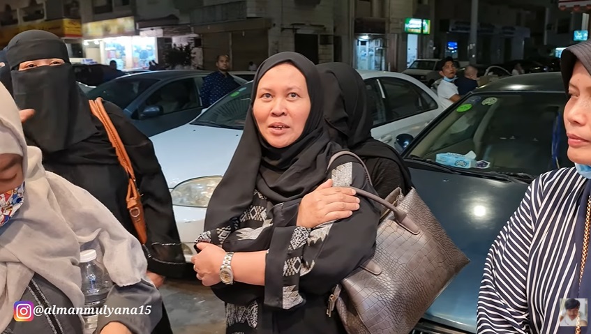 dewi-salah-satu-tkw-yang-berlebaran-di-arab-saudi.jpg