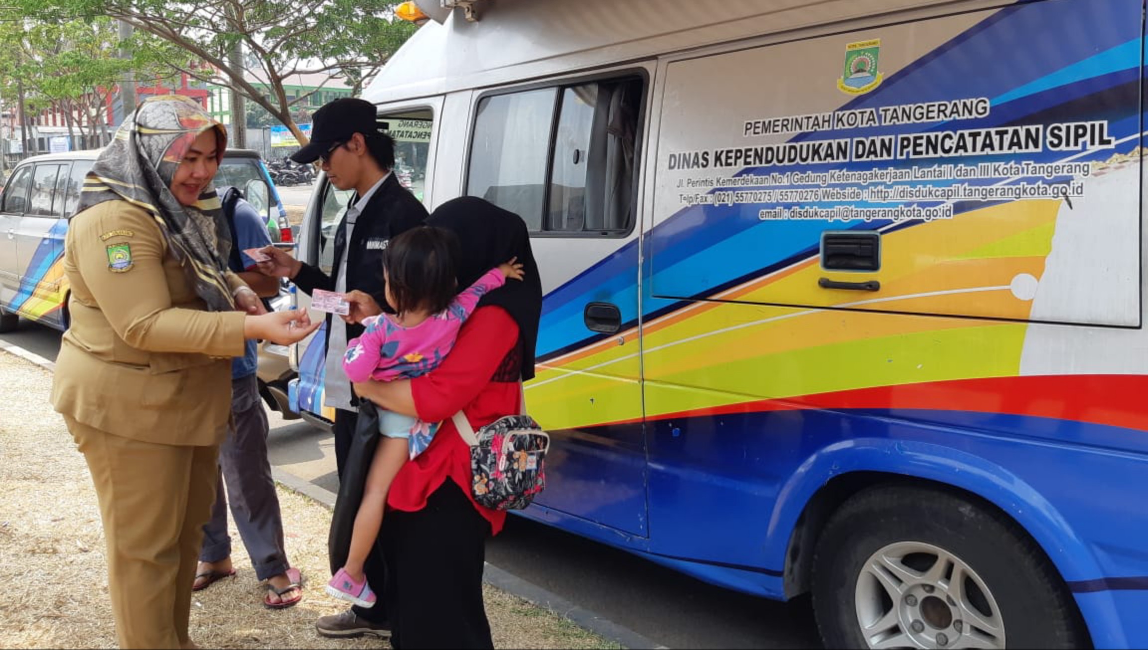 Tekan Praktik Calo, Disdukcapil Kota Tangerang Turun Langsung ke Masyarakat