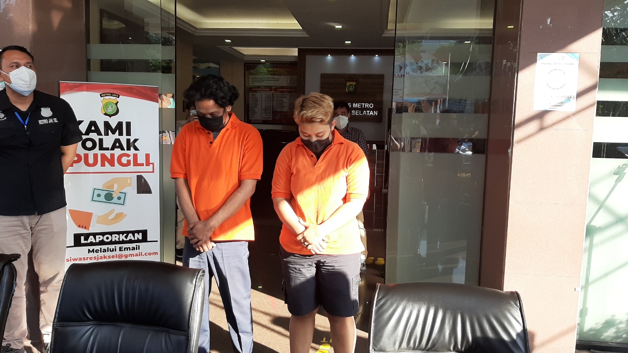 dua-tersangka-pemalsu-surat-hasil-swab-dan-pcr-saat.jpg
