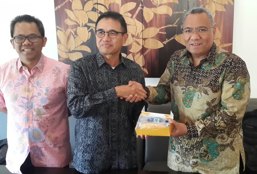 Garuda Indonesia Digugat Akibat Tak Memberikan Makanan Ringan Saat Delay, Berakhir Damai?