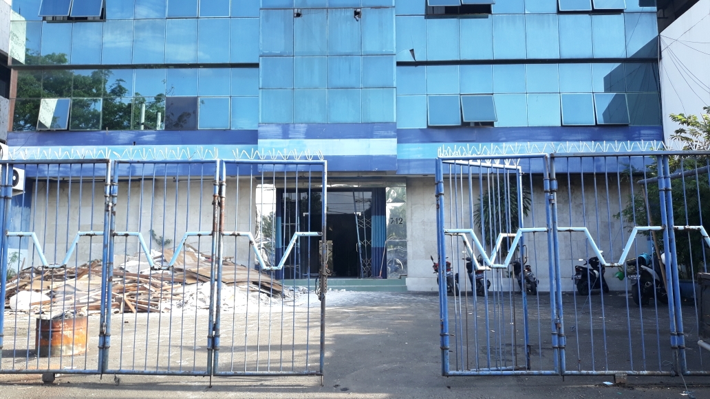 Sedang Direnovasi, Penampakan Kantor DPP Partai Demokrat Kubu Moeldoko di Pulogadung Jakarta Timur - gedung-dpp-demokrat-hasil-klb-2.jpg
