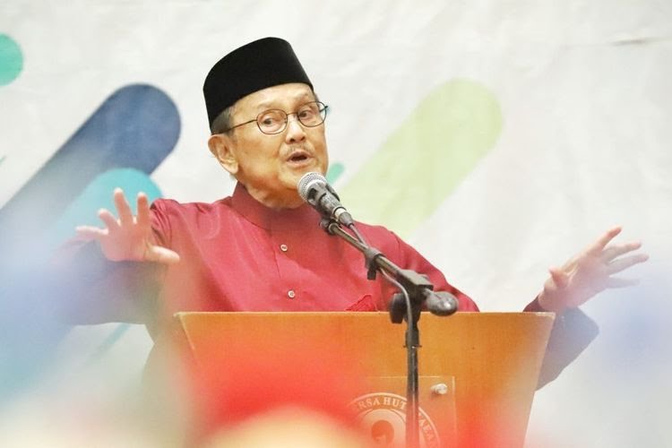habibie03.jpg