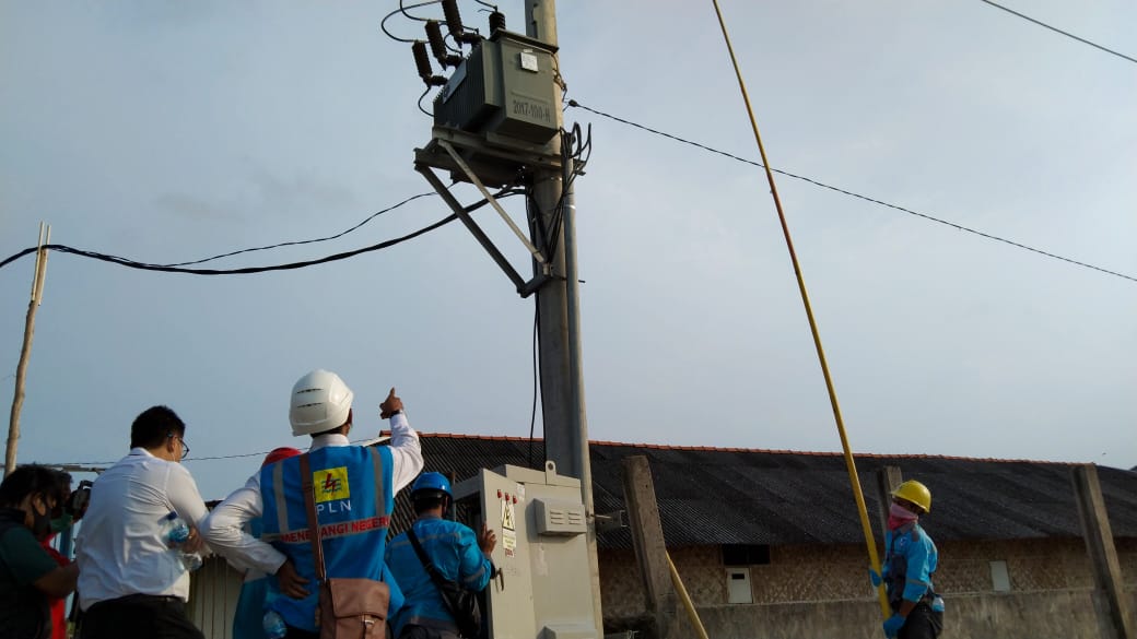 ilustrasi-gardu-listrik-pln.jpg