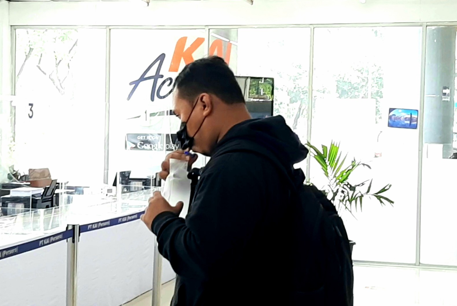 Penggunaan GeNoSe di Terminal Pulo Gebang Berlanjut, Alat Masih Meminjam