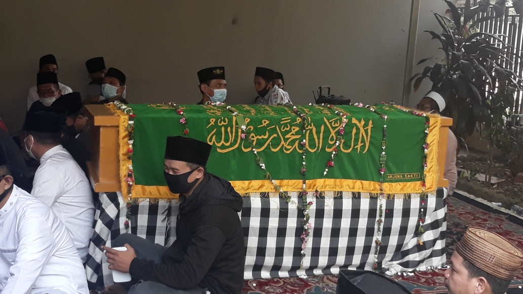 jenazah-gus-im.jpg