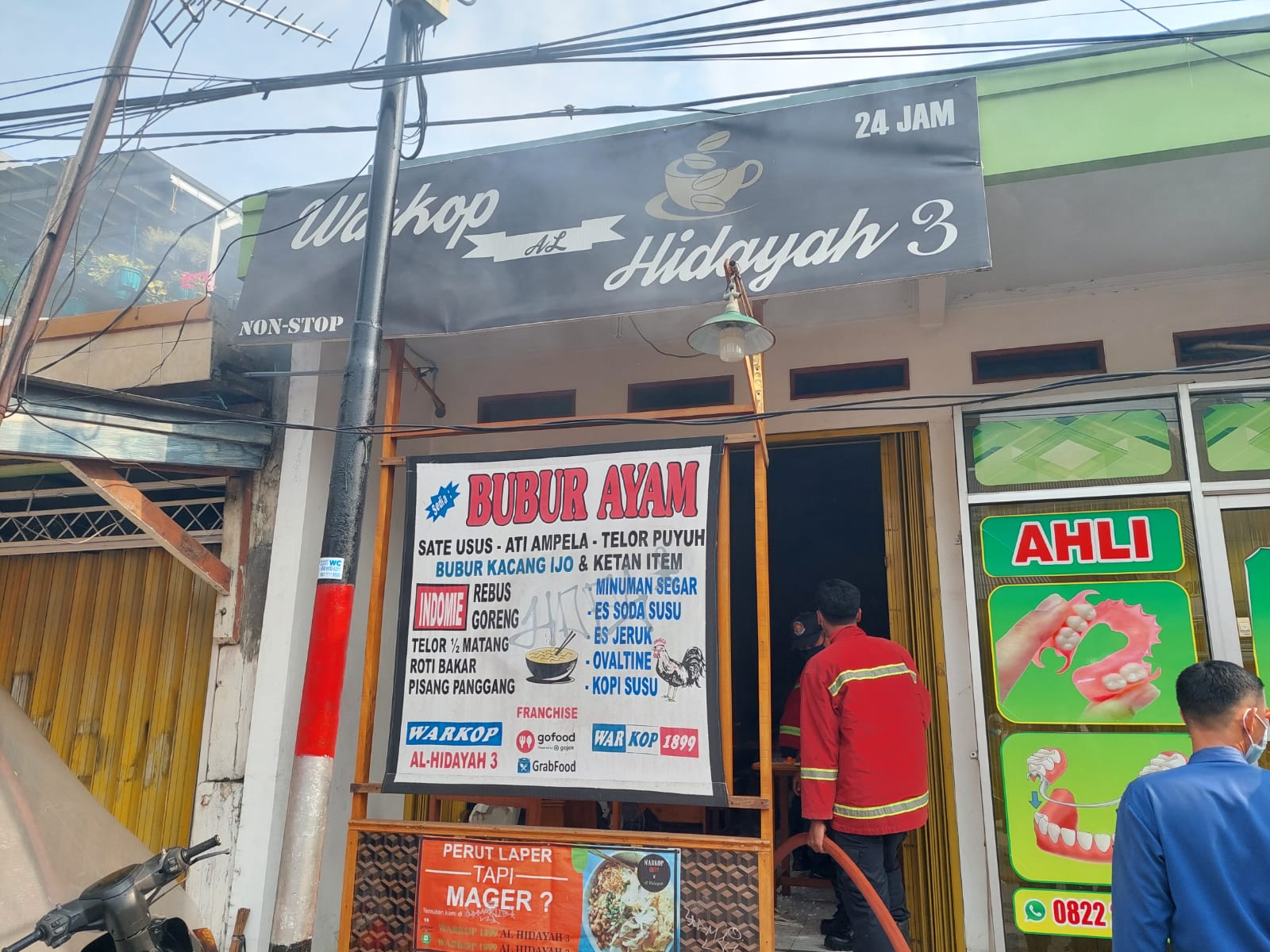 Tabung Gas Meledak di Warkop Hidayah Bekasi Selatan, 2 Orang Luka-Luka