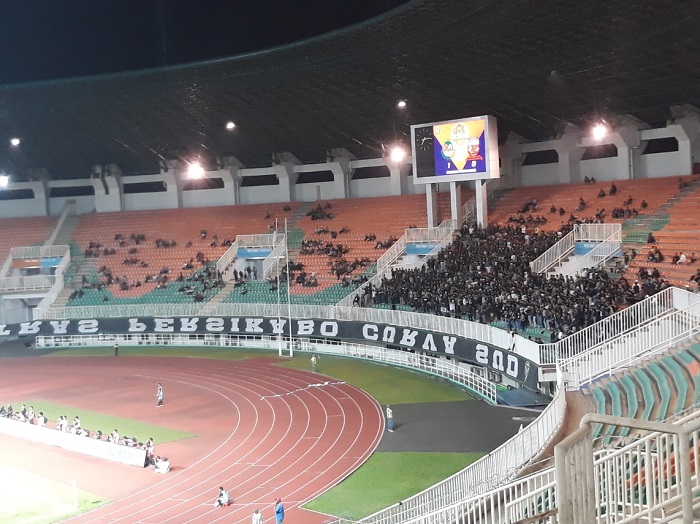 kelompok-suporter-tira-persikabo-kabomania-dan-ultras-persikabo-curva-sud-upcs.jpg