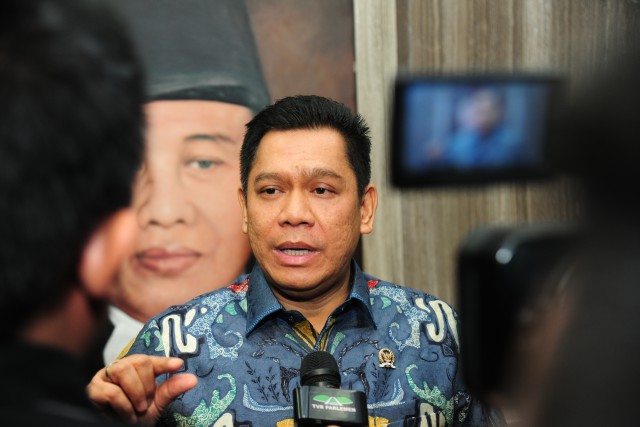 ketua-mahkamah-partai-dpp-partai-golkar-adies-kadir.jpg