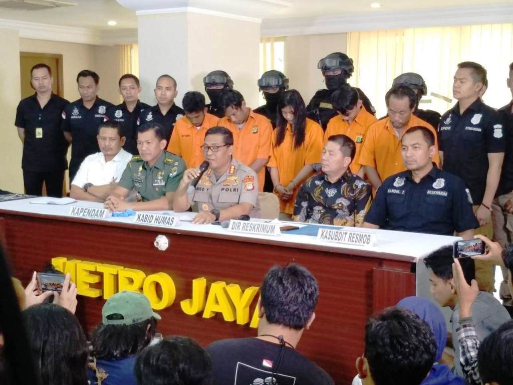 konpers-pengeroyokan-2-anggota-tni.jpg