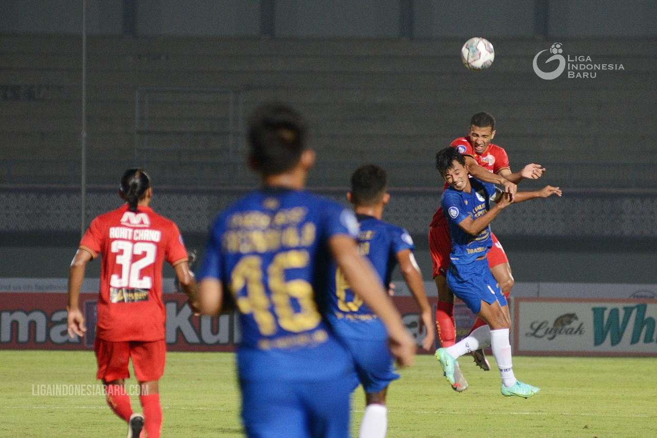 laga-persija-jakarta-vs-psis-semarang-pekan-kedua-liga-1-2021.jpg