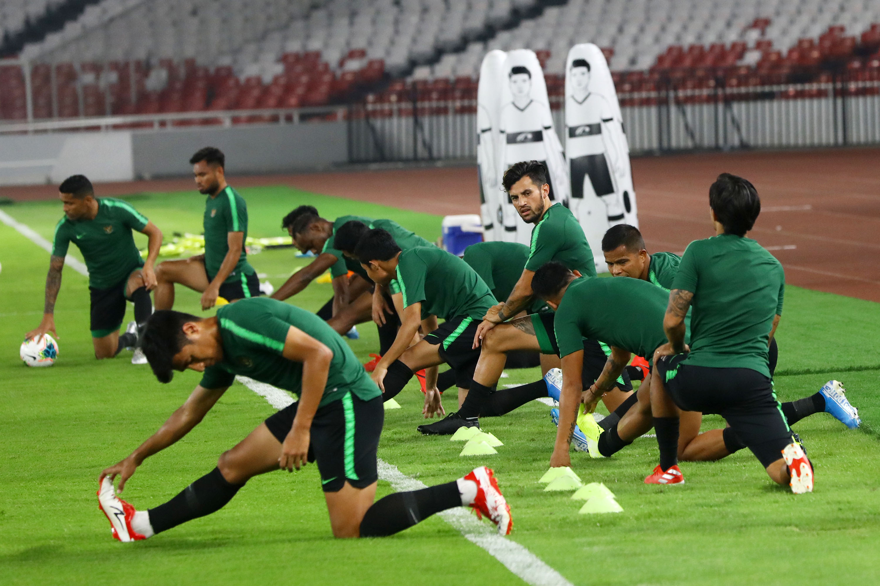 latihan-pemain-timnas-indonesia.jpg