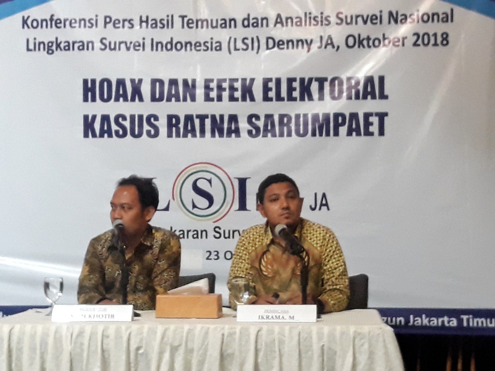 LSI Denny JA: Hoaks Ratna Sarumpaet Beri Sentimen Negatif ke Prabowo-Sandiaga