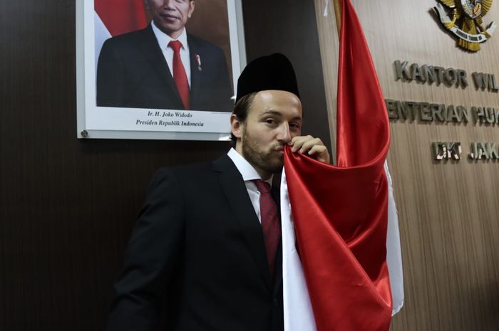 Gelandang Persija Jakarta Marc Klok Resmi Jadi WNI, Sudah Ucap Sumpah di Kanwil Kemenkumham Hari Ini