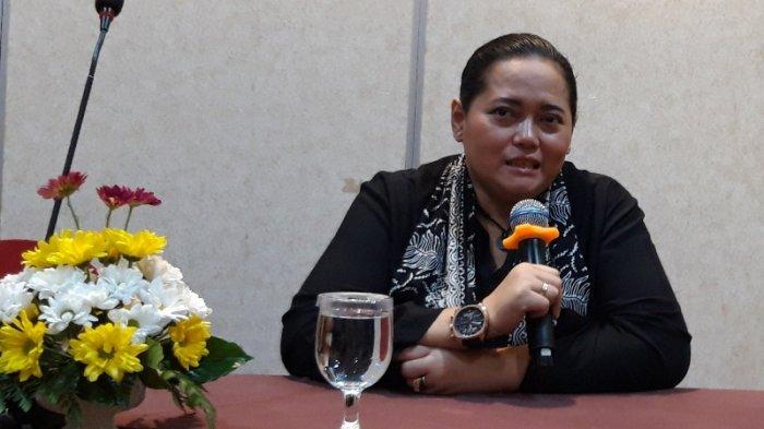 mbak-you-memaparkan-prediksi-tahun-2019-di-hotel-wahid-salatiga-rabu-191218.jpg