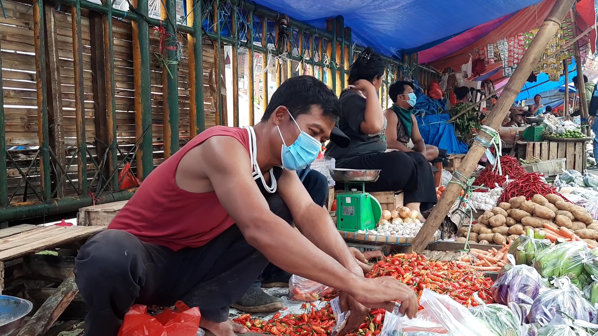 Cerita Pedagang Pasar Baru Bekasi di Tengah Pandemi Corona, Pendapatan Turun Akibat Sepi Pengunjung